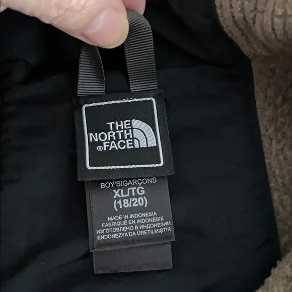 The North Face Men's Taupe and Black Performance Jacket - Picture 3 of 8